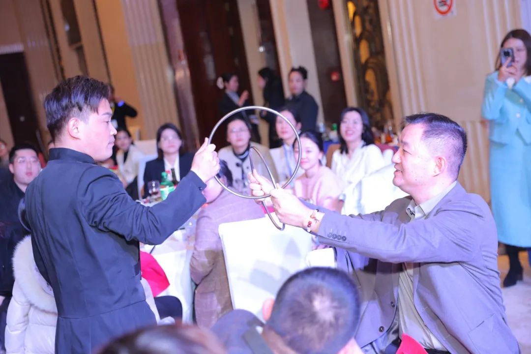 【InnoCosme倒计时2周】最后50个品牌方免费参会名额！院士领衔，重磅嘉宾全阵容！千人与会，焦点话题全涵盖！